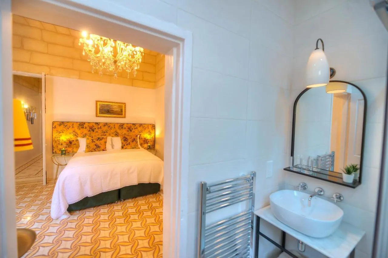 Traditional & Chic 2 Bedrooms In Valletta Imcd1-1 Apartment