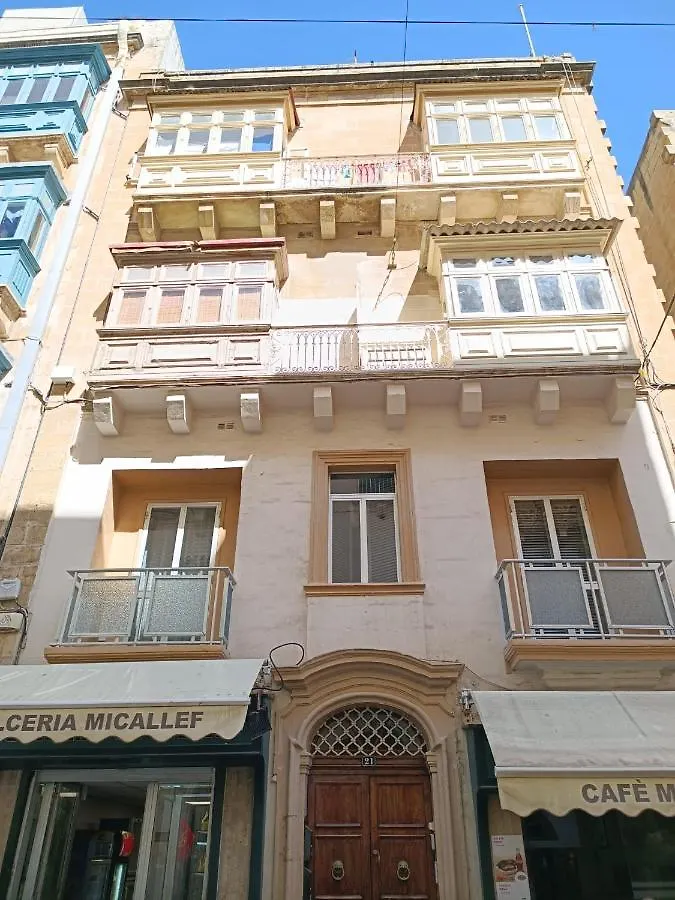 Traditional & Chic 2 Bedrooms In Valletta Imcd1-1 0*,  Malta