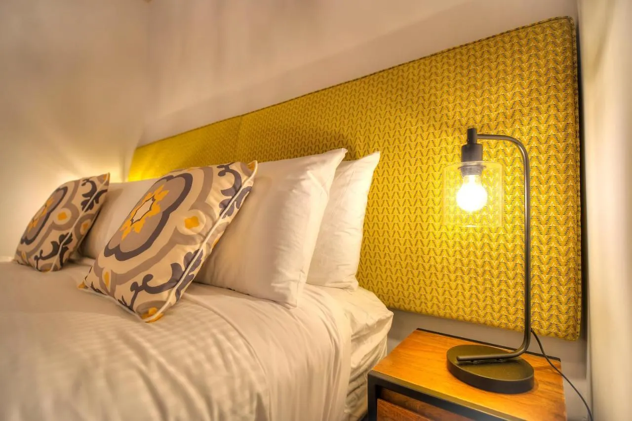 Traditional & Chic 2 Bedrooms In Valletta Imcd1-1 Malta